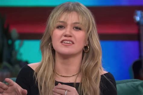 the kelly clarkson show news